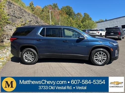 2023 Chevrolet Traverse LT Cloth