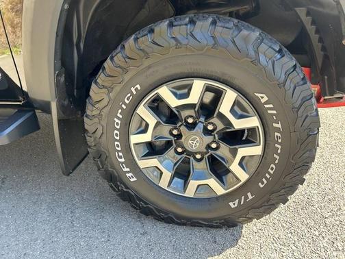 2022 Toyota Tacoma TRD Off Road