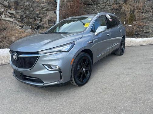 2023 Buick Enclave Essence AWD