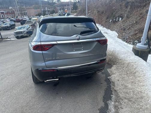 2023 Buick Enclave Essence AWD