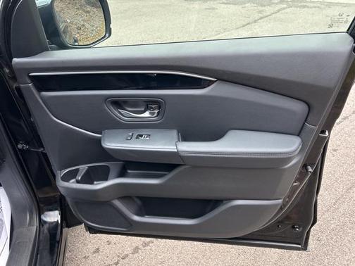 2023 Honda Pilot Touring 8-Passenger