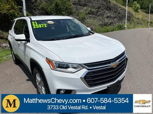 2021 Chevrolet Traverse LT Cloth