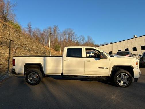 2018 GMC Sierra 2500 SLT