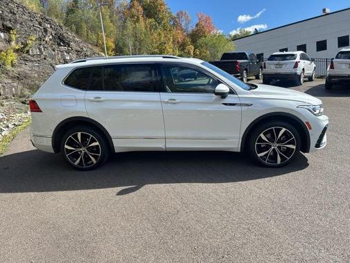 2022 Volkswagen Tiguan 2.0T SEL R-Line 4MOTION