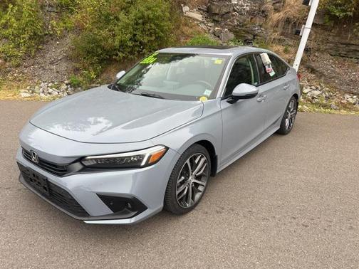2022 Honda Civic Touring