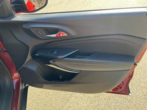 2025 Chevrolet Trax FWD 2RS