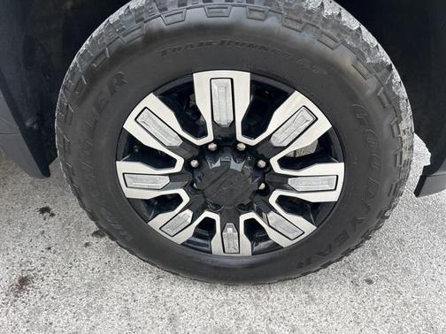 2025 GMC Sierra 2500 Denali