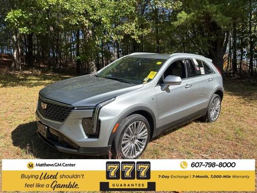 2024 Cadillac XT4 Premium Luxury