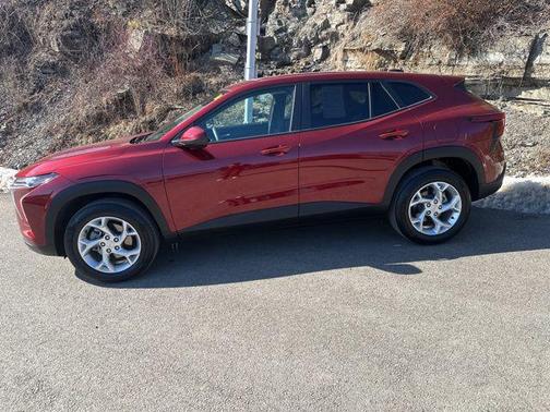 2024 Chevrolet Trax LS