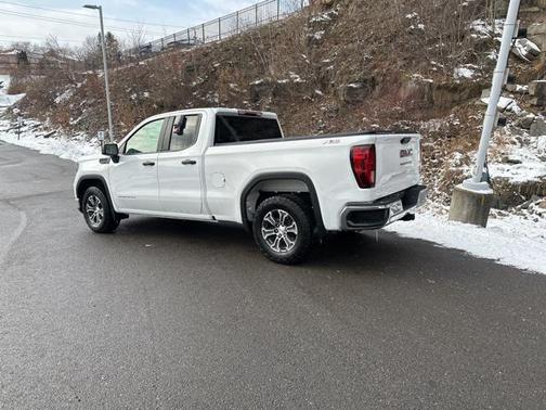 2023 GMC Sierra 1500 Pro