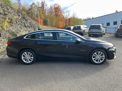 2017 Chevrolet Malibu 1LT