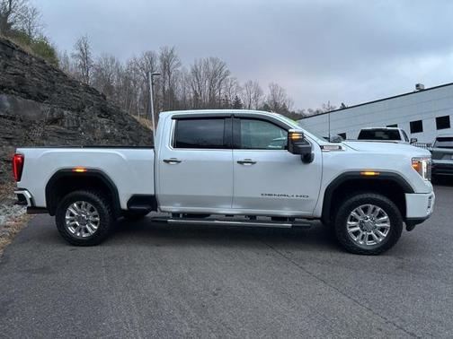 2023 GMC Sierra 2500 Denali