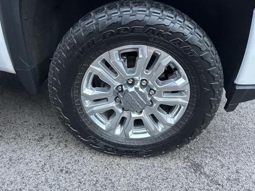 2023 GMC Sierra 2500 Denali