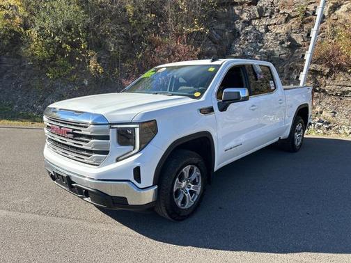 2022 GMC Sierra 1500 SLE