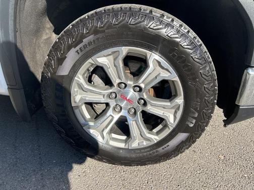 2022 GMC Sierra 1500 SLE