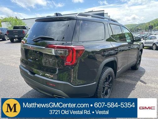 2023 GMC Acadia AWD AT4