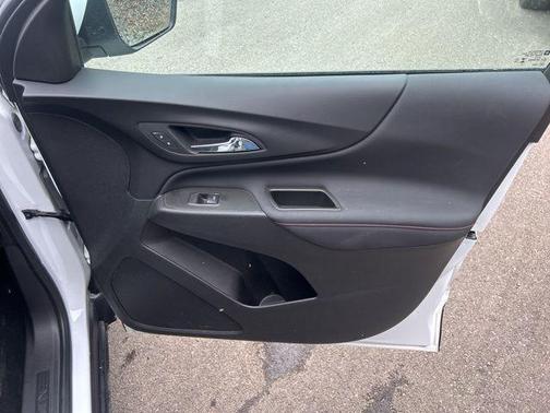 Summit White 2024 Chevrolet Equinox AWD RS