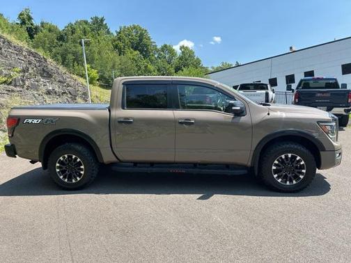 2020 Nissan Titan PRO-4X