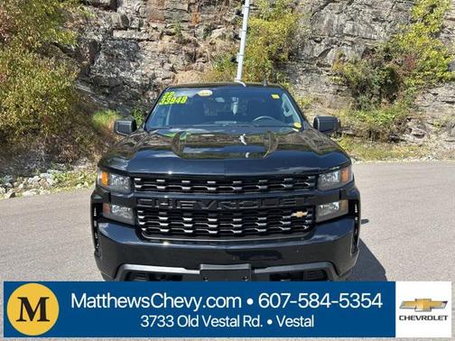 2022 Chevrolet Silverado 1500 Custom