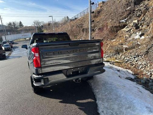 2022 Chevrolet Silverado 1500 Custom