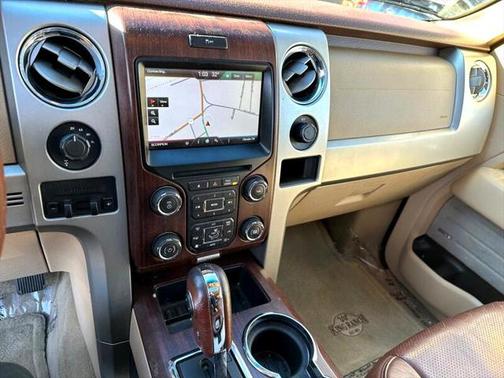 2013 Ford F-150 4WD SuperCrew 139'' King Ranch