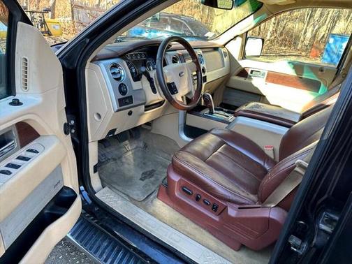 2013 Ford F-150 4WD SuperCrew 139'' King Ranch