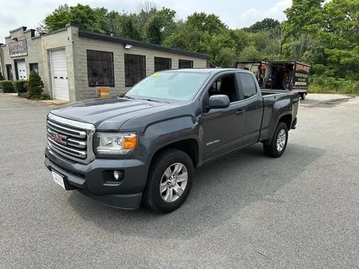 Gray 2016 GMC Canyon SLE