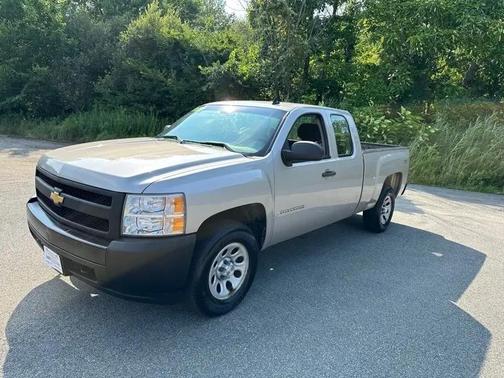 Silver 2007 Chevrolet Silverado 1500 Work Truck