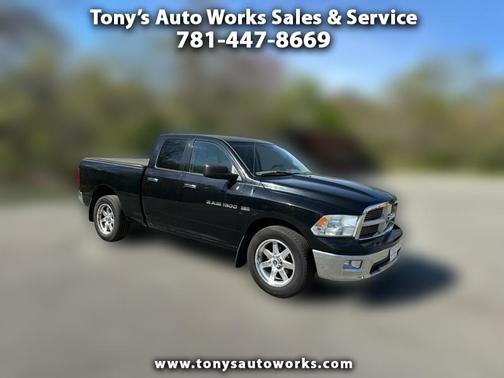 2012 RAM 1500 4WD Quad Cab 140.5'' Big Horn