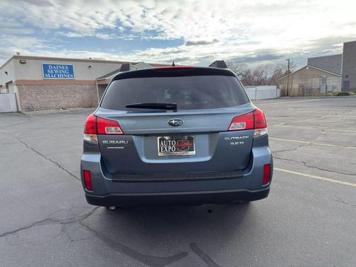2013 Subaru Outback 3.6R Limited