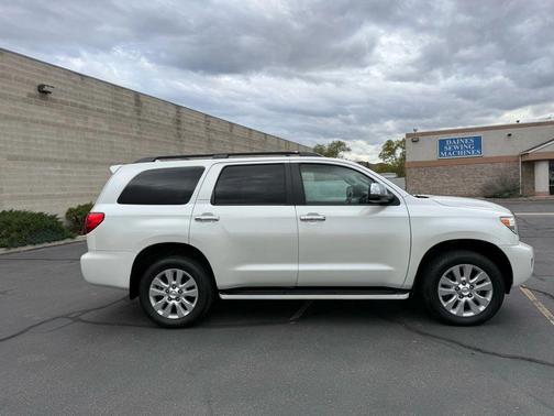 2017 Toyota Sequoia Platinum