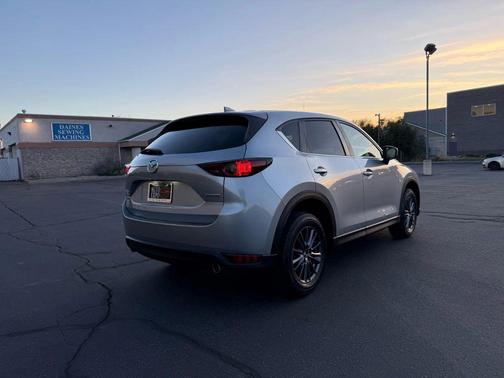 2021 Mazda CX-5 Sport