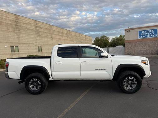 2023 Toyota Tacoma TRD Off Road