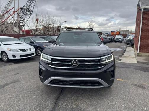 2020 Volkswagen Atlas Cross Sport 3.6L V6 SE w/Technology R-Line