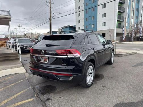 2020 Volkswagen Atlas Cross Sport 3.6L V6 SE w/Technology R-Line