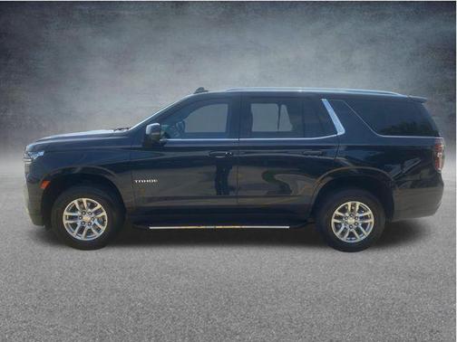 Midnight Blue Metallic 2022 Chevrolet Tahoe LT