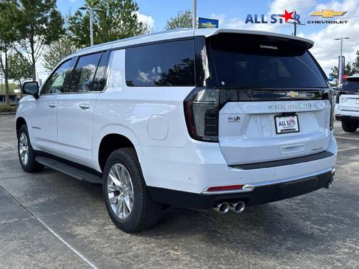 Polar White Tricoat 2026 Chevrolet Suburban Premier