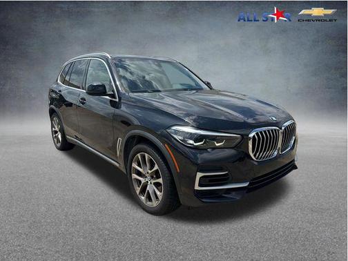 Black Sapphire Metallic 2022 BMW X5 sDrive40i