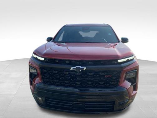 Radiant Red Tintcoat 2026 Chevrolet Traverse RS