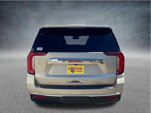 Pearl Beige Metallic 2023 GMC Yukon SLT