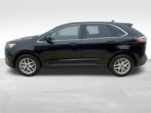 Black Metallic 2024 Ford Edge SEL