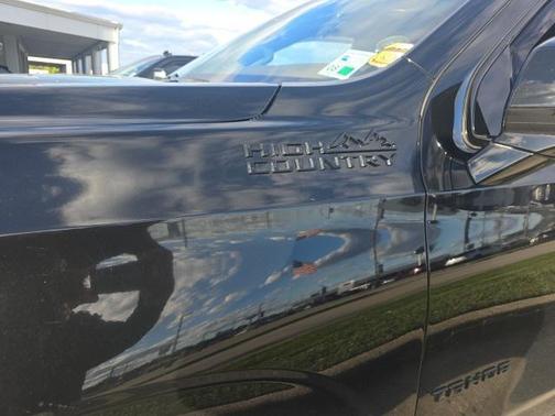 2021 Chevrolet Tahoe 2WD High Country