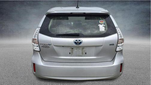 Classic Silver Metallic 2012 Toyota Prius v Five