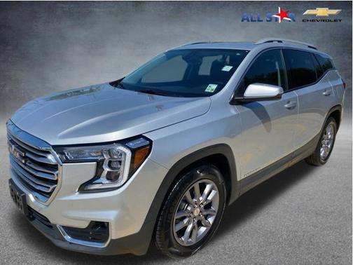 Quicksilver Metallic 2022 GMC Terrain SLT