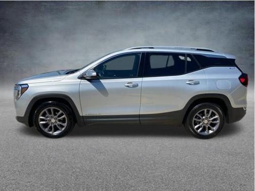 Quicksilver Metallic 2022 GMC Terrain SLT