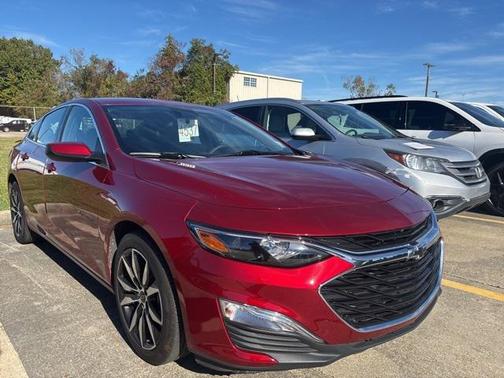 2024 Chevrolet Malibu FWD RS