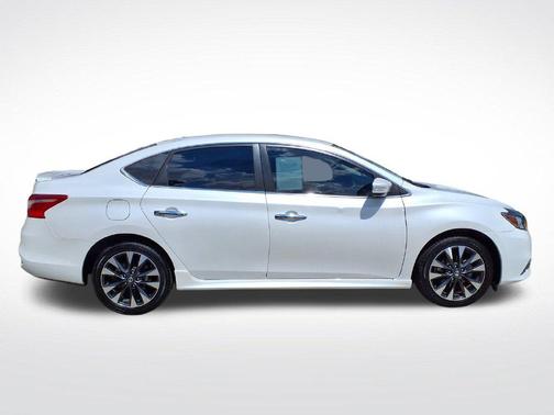 Aspen White Tricoat 2019 Nissan Sentra SR