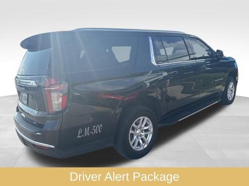 2024 Chevrolet Suburban LT