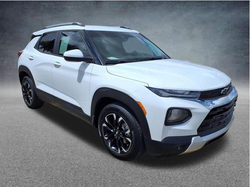 Summit White 2021 Chevrolet Trailblazer LT