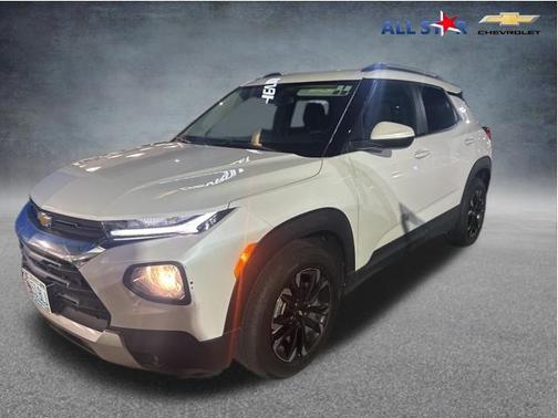Iridescent Pearl Tricoat 2021 Chevrolet Trailblazer LT